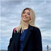 Laureata magistrale in servizio sociale offre lezioni in scienze sociali (sociologia, pedagogia, diritto..). Contattami!